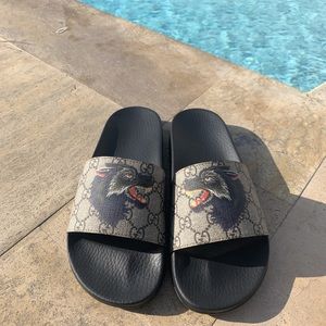 Gucci Pursuit Wolf Slides
